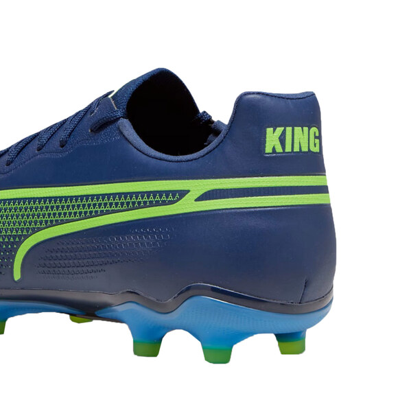 Buty piłkarskie dla dzieci Puma King Pro FG/AG 107566 02