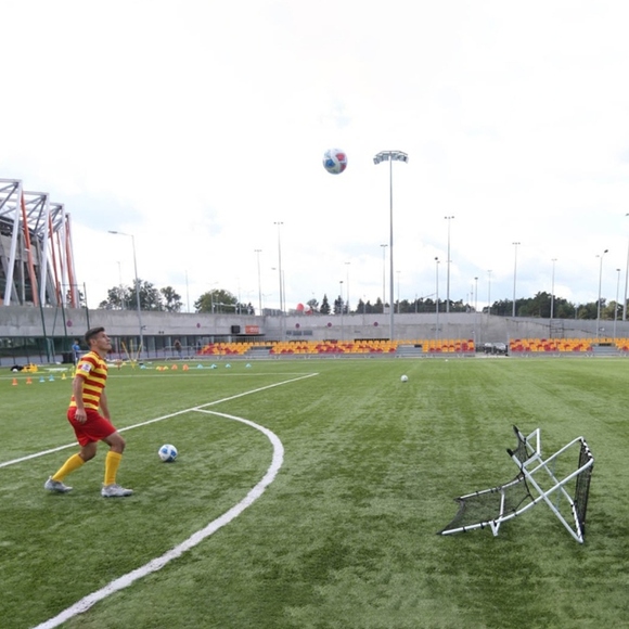 Soccer wave, rebounder, ścianka do odbijania
