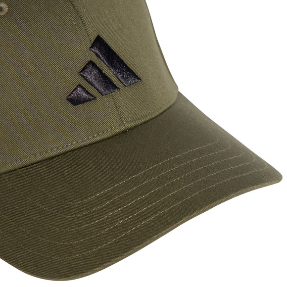 Czapka z daszkiem adidas New Logo Baseball oliwkowa JP0395