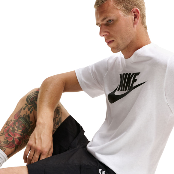 Spodenki męskie Nike Sportswear Club czarne IH5047 010