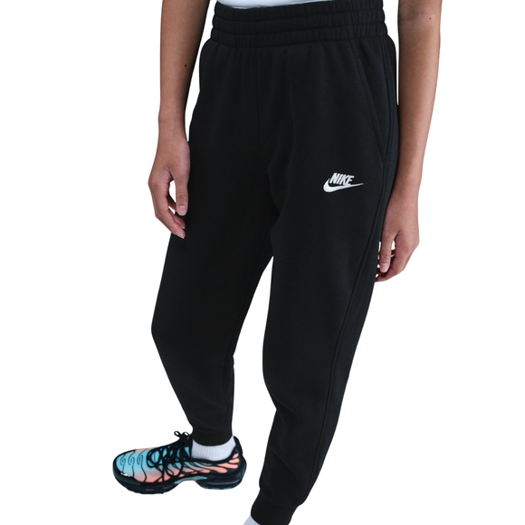 Dres dla dzieci Nike Sportswear Club Fleece czarny HQ9318 010