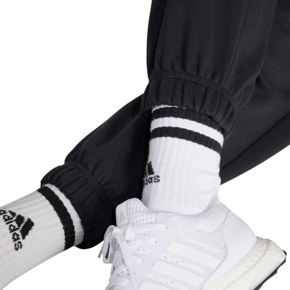 Spodnie damskie adidas Essentials Linear French Terry Cuffed czarne JC5948