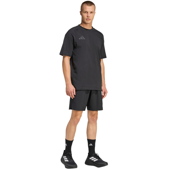 Koszulka męska adidas Tiro 26 Travel Tee czarna JM5543