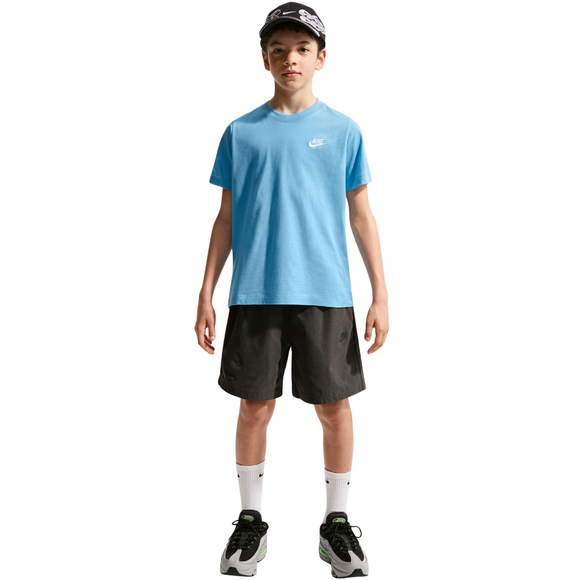 Koszulka dla dzieci Nike Sportswear jasnoniebieska FZ5177 497