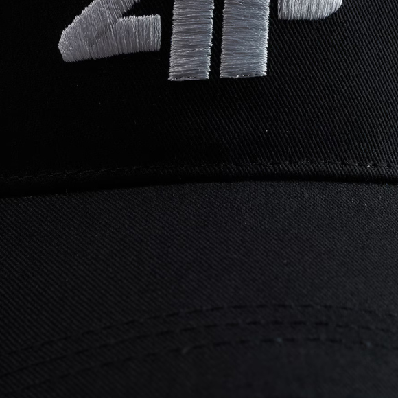 Czapka z daszkiem damska 4F F549 głęboka czerń 4FWSS26ACABF549 20S