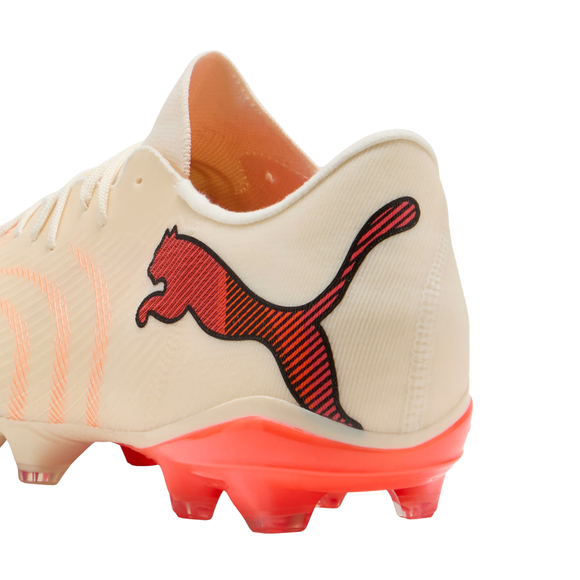 Buty piłkarskie Puma Future 9 Match Fusion FG/AG 109160 01