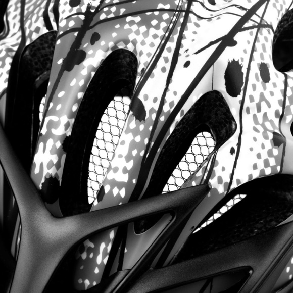 Kask rowerowy Spokey Checkpoint 55-58 cm biało-czarny 926890