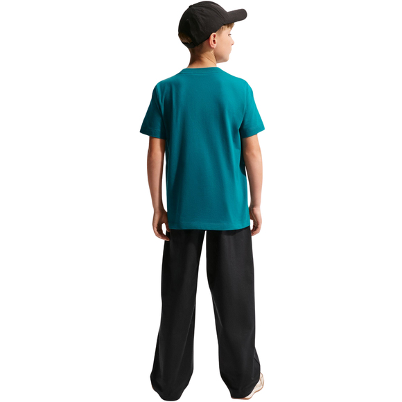 Koszulka dla dzieci Nike Sportswear zielona FZ5177 372