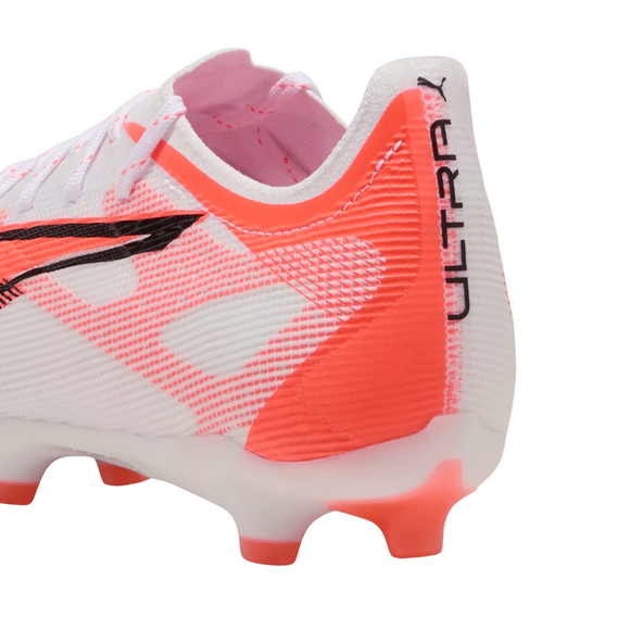Buty piłkarskie Puma Ultra 5 Pro FG/AG 108161 01