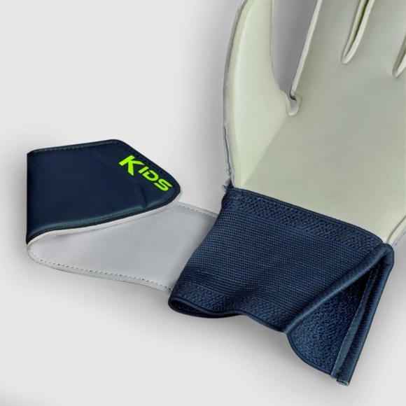 Rękawice piłkarskie dla bramkarza SELECT 03 Youth