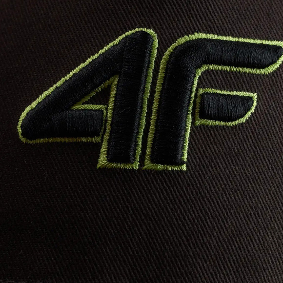 Czapka z daszkiem dla dzieci 4F U547 antracyt 4FJWSS26ACABU547 22S