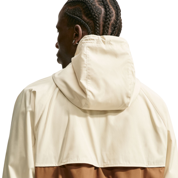 Kurtka męska Nike Windrunner beżowo-brązowa HV8369 230