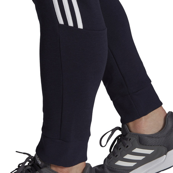 Spodnie męskie adidas Essentials Tapered Cuff 3 Stripes granatowe GK8977