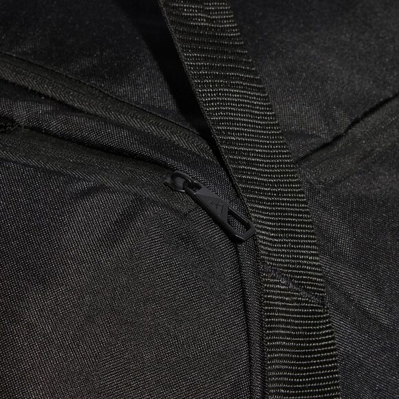 Torba adidas Tiro Duffle Medium czarna KB0786