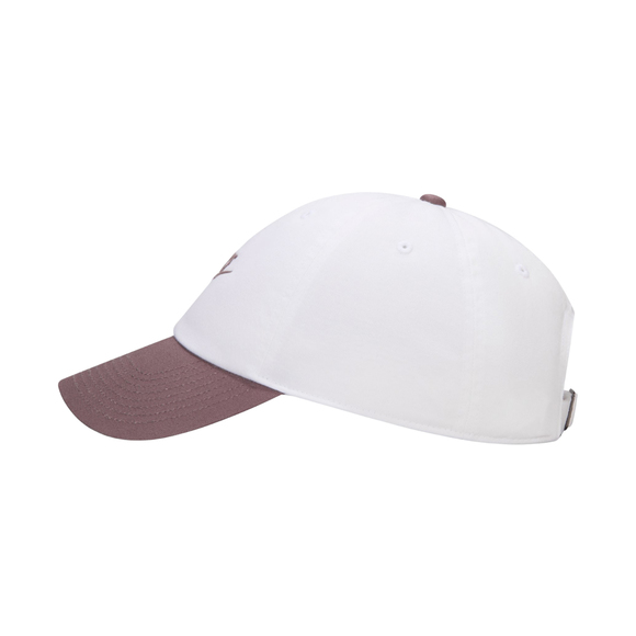 Czapka z daszkiem Nike Club biało-fioletowa FB5368 104