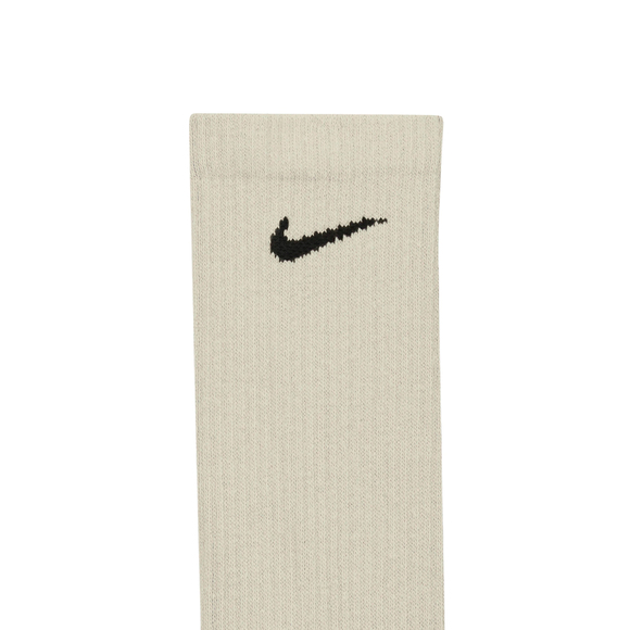 Skarpety Nike Everyday Plus Cushioned 6 par beżowe SX6897 904 