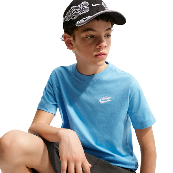 Koszulka dla dzieci Nike Sportswear jasnoniebieska FZ5177 497