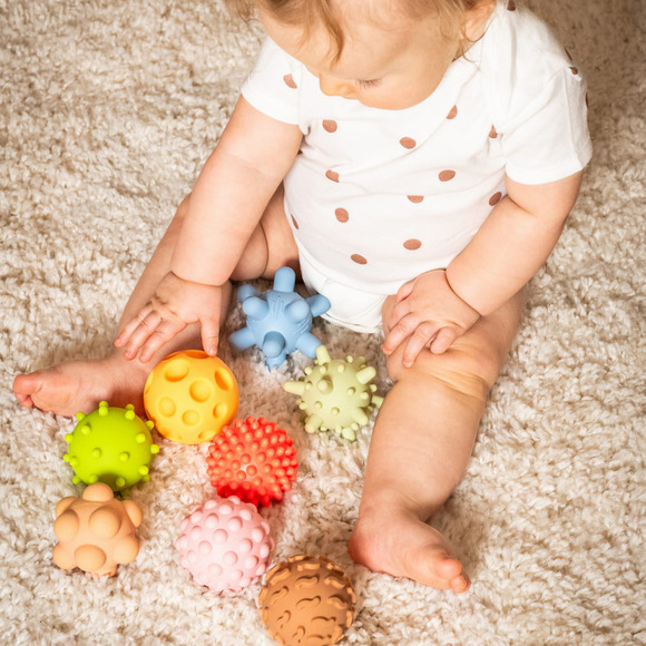 Piłki sensoryczne bez dziurki 8 szt. Tullo pastelowe REF803