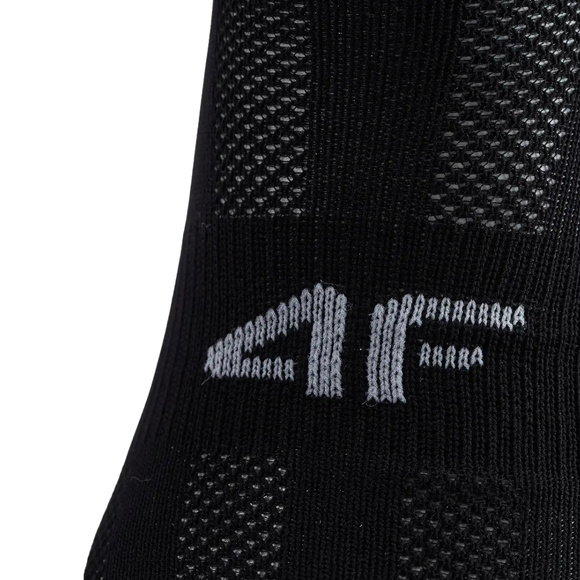 Skarpety dla chłopca 4F FNK M261 głęboka czerń 4FJWMM00UFSOM261 20S