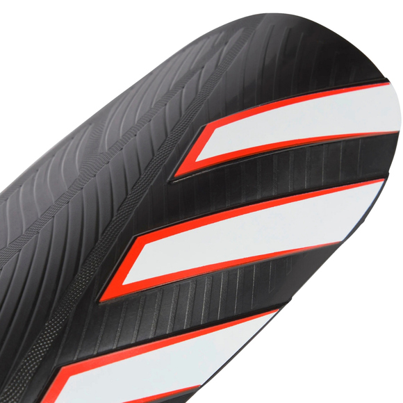 Ochraniacze piłkarskie adidas Tiro EU Club czarne KA7843