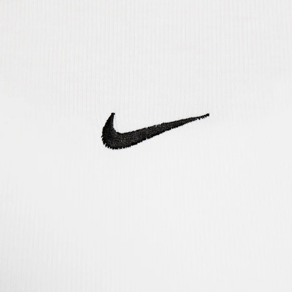 Koszulka damska Nike Sportswear Chill Knit biała FB8279 100