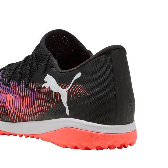 Buty piłkarskie Puma Future 8 Match Low TT 108374 01