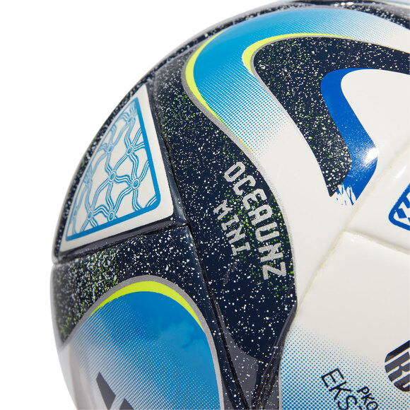 Piłka nożna adidas Ekstraklasa Mini biało-niebieska IQ4931