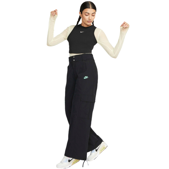 Koszulka damska Nike Sportswear Chill Knit biała FB8279 100