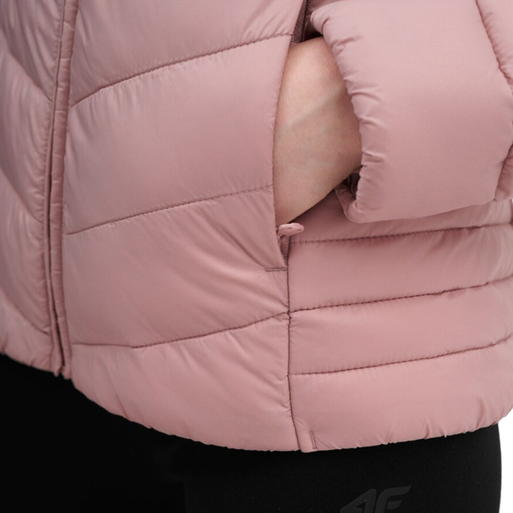 Kurtka damska puchowa 4F F095 jasny róż 4FSS23TDJAF095 56S