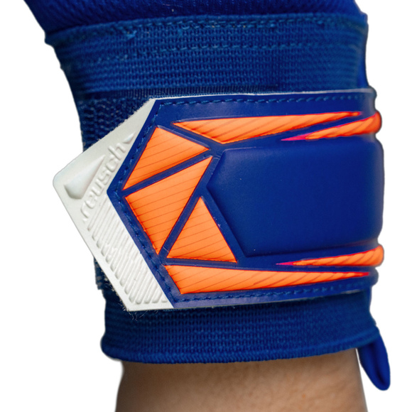 Rękawice bramkarskie Reusch Attrakt Starter Solid niebieskie 5670514 4126