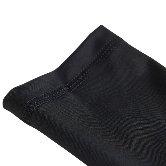 Rękawy piłkarskie adidas SG Sleeves czarne KV3218