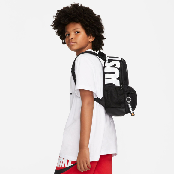 Plecak Nike Brasillia JDI mini czarny DR6091 010