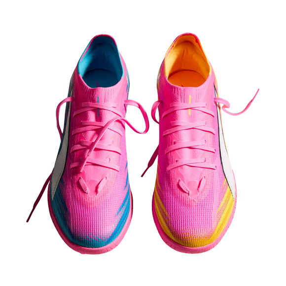 Buty piłkarskie Puma Ultra 6 Match TT 108975 05