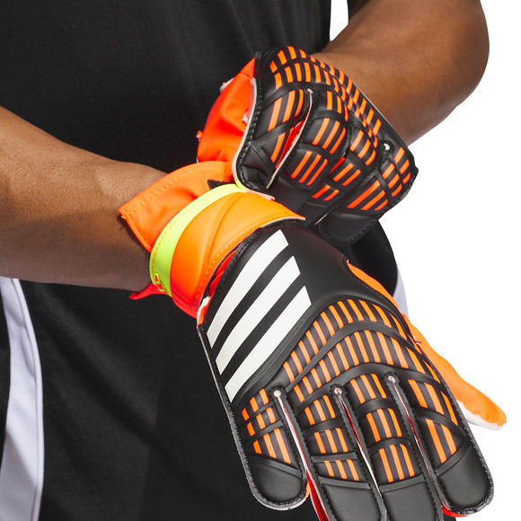 Rękawice bramkarskie adidas Predator Training pomarańczowo-czarne IQ4027