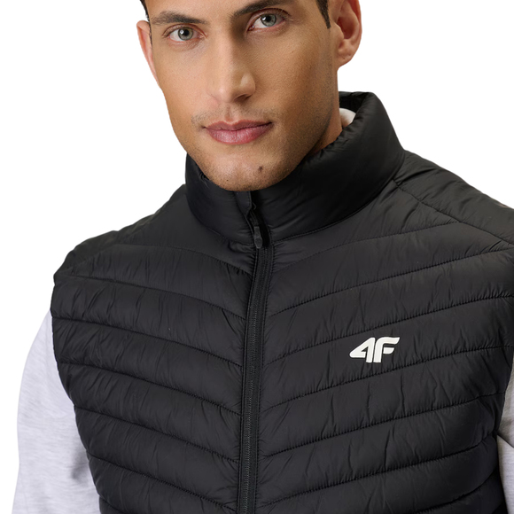 Kamizelka męska 4F M345 głęboka czerń 4FWSS26TVJAM345 20S