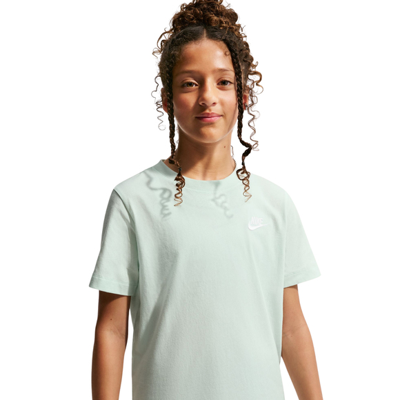 Koszulka dla dzieci Nike Sportswear miętowa FZ5177 394