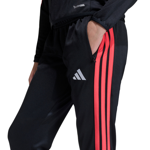 Spodnie dla dzieci adidas Tiro 26 League Slim czarno-czerwone JY7115