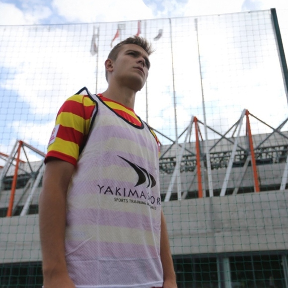 Znacznik piłkarski biały, oznacznik Dziecko