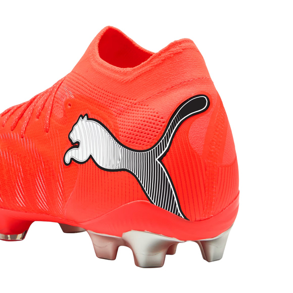 Buty piłkarskie Puma Future 9 Ultimate FG 108883 01