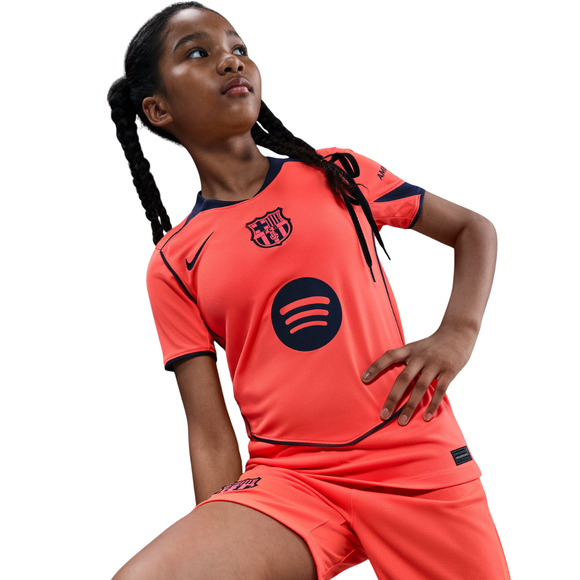 Koszulka dla dzieci Nike FC Barcelona Stadium 2025/26 pomarańczowa HM4122 855