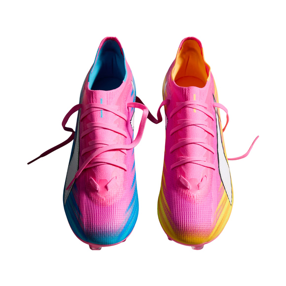 Buty piłkarskie Puma Ultra 6 Match FG/AG 108687 05