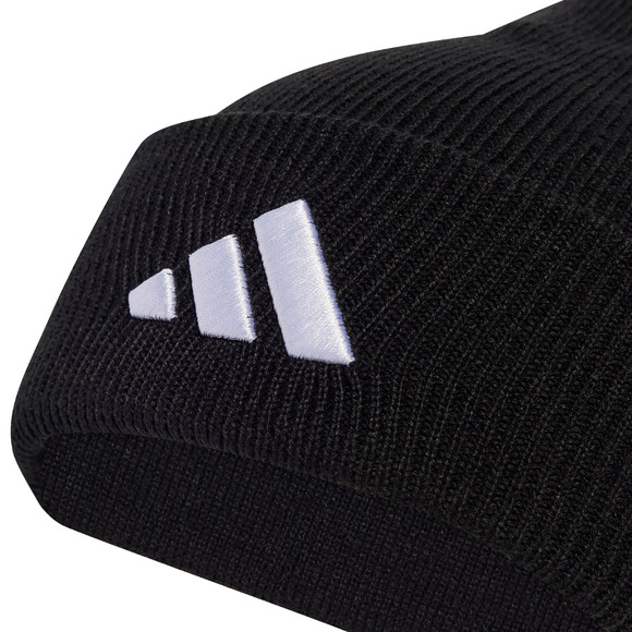 Czapka adidas New Logo Beanie Cuff czarna JM0428