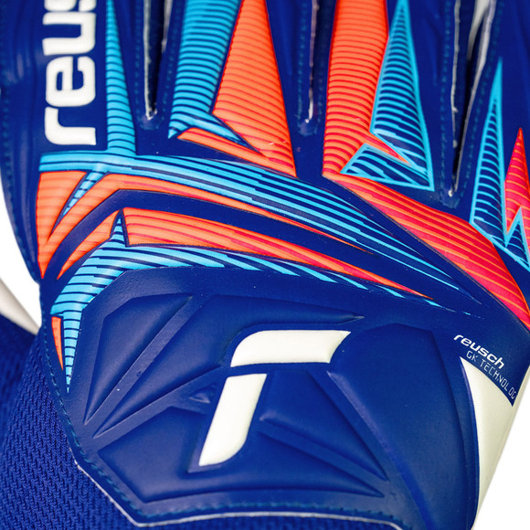 Rękawice bramkarskie Reusch Attrakt Starter Solid niebieskie 5670514 4126