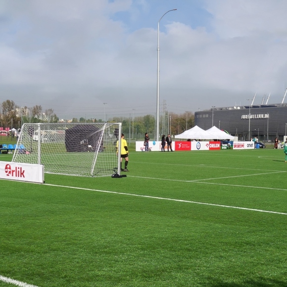 Bramka do piłki nożnej 5 x 2 m aluminiowa przenośna