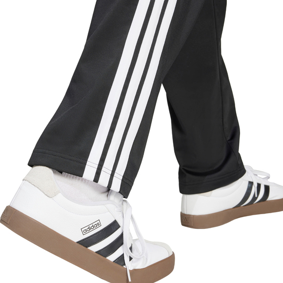 Spodnie męskie adidas 3-Stripes Tricot Regular-Fit Open Hem czarne JI8802