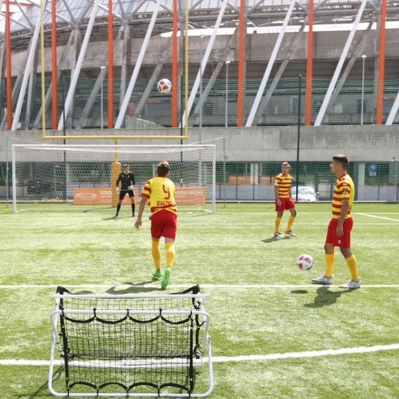 Soccer wave, rebounder, ścianka do odbijania
