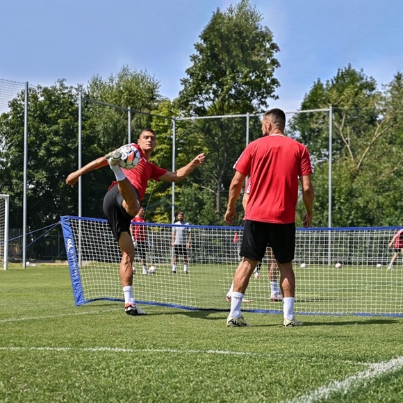 Zestaw do siatkonogi, siatkonoga na naturalną murawę