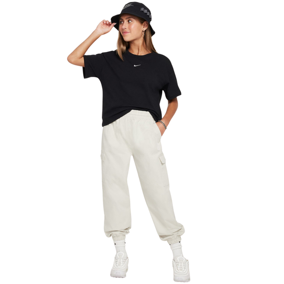 Koszulka dla dzieci Nike Sportswear czarna FZ5559 010