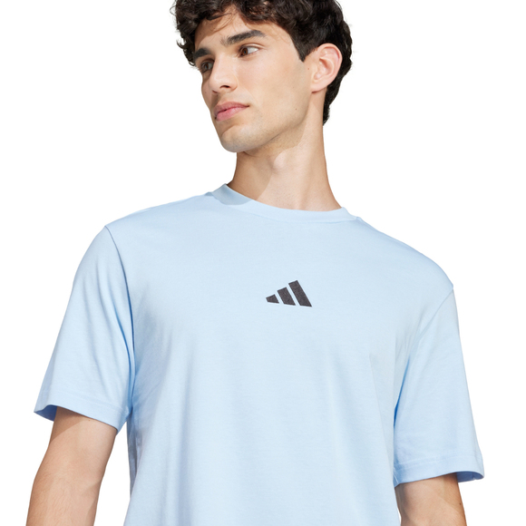 Koszulka męska adidas Essentials Small Logo Single Jersey błękitna JF1101