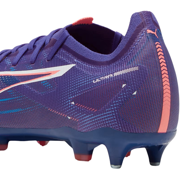 Buty piłkarskie Puma Ultra 5 Match MxSG 107893 01